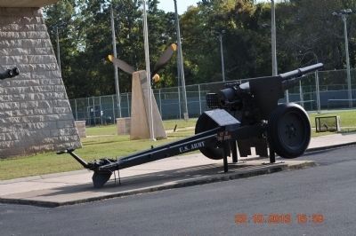 75mm Field Gun and Marker image. Click for full size.