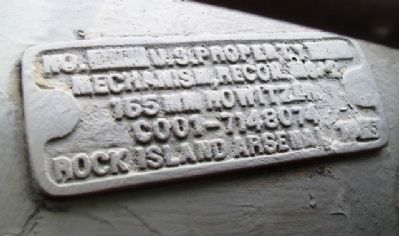 War Memorial 155mm Howitzer Plate image. Click for full size.