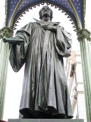 Philipp Melanchthon Statue image. Click for full size.