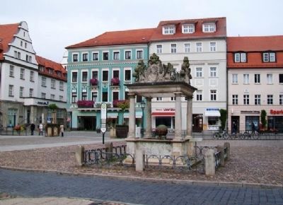 Mains Water Well on the Market Square and Marker. Click for full size. Mains Water Well on the Market Square and Marker image. Click for full size.