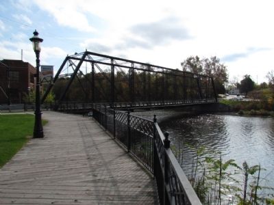 Second Street Bridge over the Kalamazoo River image. Click for full size.