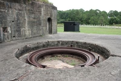 Telephone and Signaling Station behind Battery Dearborn's pit B. Click for full size. Telephone and Signaling Station behind Battery Dearborn's pit B image. Click for full size.