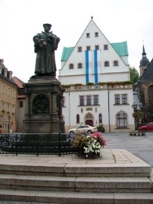 Martin Luther Monument image. Click for full size.