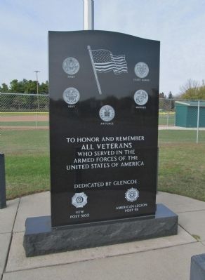 Glencoe Veterans Memorial image. Click for full size.