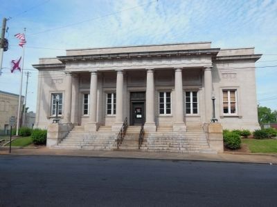 Historic Talladega Federal Post Office Building image. Click for full size.