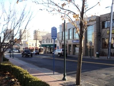 Marker on Main St. in Fort Lee image. Click for full size.