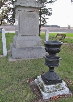 Ness Cemetery State Monument. Click for full size. Ness Cemetery State Monument image. Click for full size.