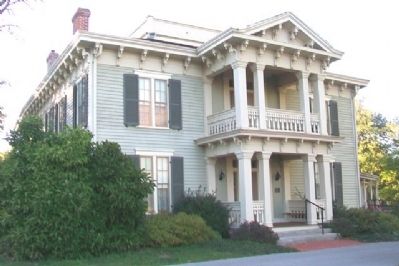 Graceland and Marker. Click for full size. Graceland and Marker image. Click for full size.