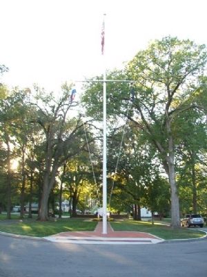Missouri Military Academy Flagpole image. Click for full size.