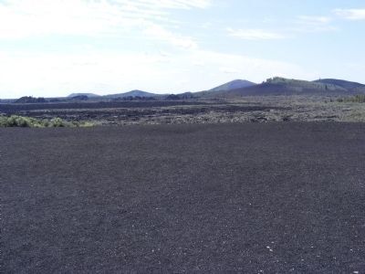 Lava Beds image. Click for full size.