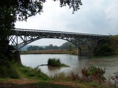 Bryan Bridge over Niobrara River looking west (upstream) image. Click for full size.