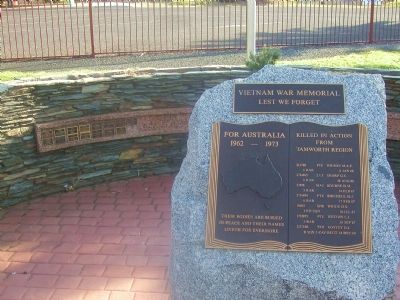Vietnam War Memorial Marker image. Click for full size.