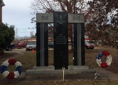 World War II Memorial. Click for full size. World War II Memorial image. Click for full size.