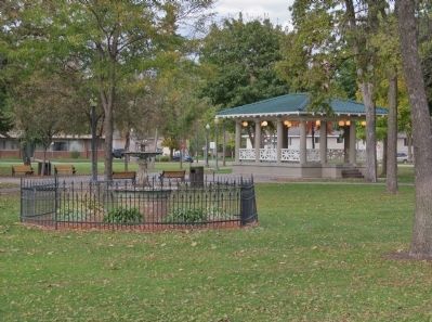 Central Park Fountain and Bandstand. Click for full size. Central Park Fountain and Bandstand image. Click for full size.