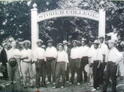 Photo on Foundations of Freedom Marker image. Click for full size.