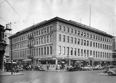The Montgomery Block in the 1930s. image. Click for full size.