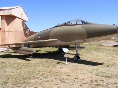 North American F-100A "Super Sabre" image. Click for full size.