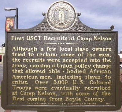 First USCT Recruits at Camp Nelson Marker (Reverse) image. Click for full size.