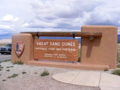Sign at the entrance to the park. Click for full size. Sign at the entrance to the park image. Click for full size.