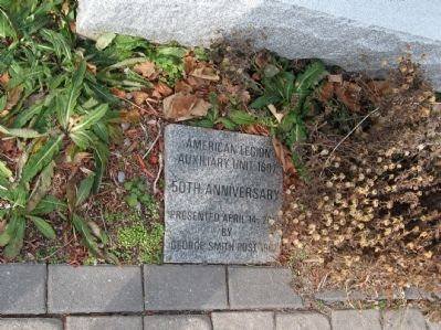 Small Marker at the Base. Click for full size. Small Marker at the Base image. Click for full size.