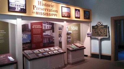 Old Capitol Marker & Historical Display image. Click for full size.