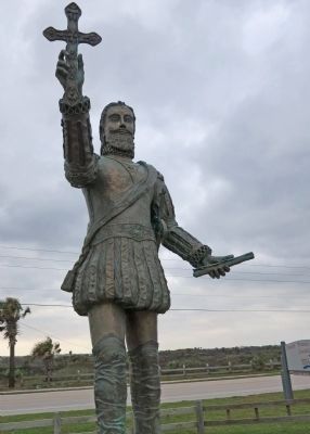 Ponce de Leon Statue. Click for full size. Ponce de Leon Statue image. Click for full size.