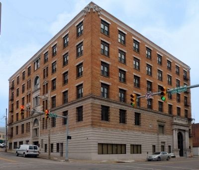 Board of Trade and Court Theatre Building image. Click for full size.
