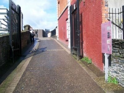 Shipquay Gate Marker. Click for full size. Shipquay Gate Marker image. Click for full size.
