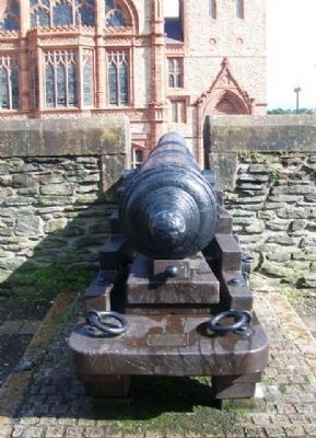 Demi-culverin Cannon and Marker. Click for full size. Demi-culverin Cannon and Marker image. Click for full size.