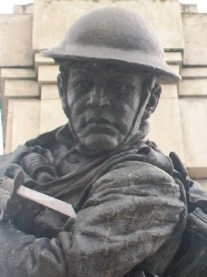 World Wars Memorial Soldier image. Click for full size.