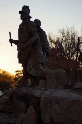 Cuarto Centenario Memorial La Jornada Sculpture - Don Juan de O�ate y Salazar Figure image. Click for full size.