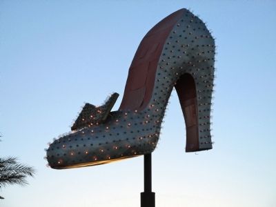 The Silver Slipper on Las Vegas Blvd image. Click for full size.