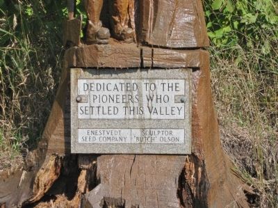 Sculpture Plaque image. Click for full size.