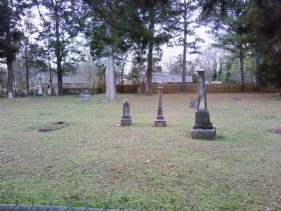 Courtland Cemetery. Click for full size. Courtland Cemetery image. Click for full size.