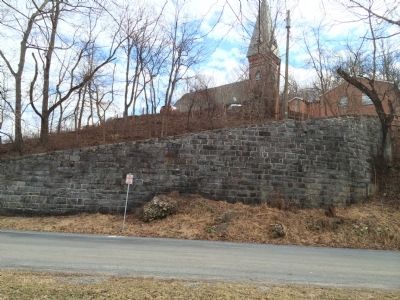 Retaining Wall image. Click for full size.