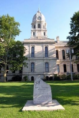 Kosciusko County Courthouse. Click for full size. Kosciusko County Courthouse image. Click for full size.