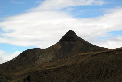 Sheep Rock image. Click for full size.