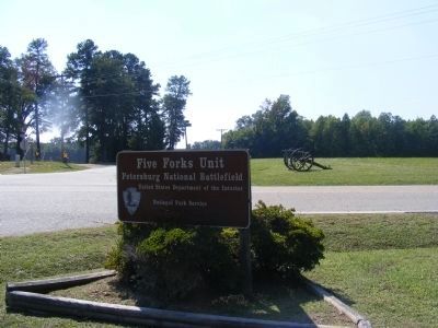 Sign in front of the Visitor Center-Five Forks Unit of Petersburg National Battlefield image. Click for full size.