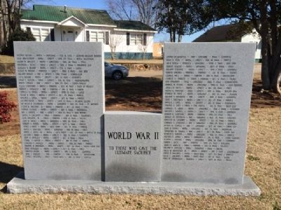 Langdale Veterans Memorial WWII image. Click for full size.