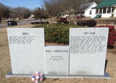 Langdale Memorial Korea/Iraq-Afghanistan/Viet Nam image. Click for full size.