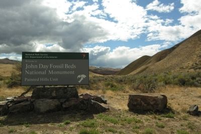 Entrance to Painted Hills Unit image. Click for full size.