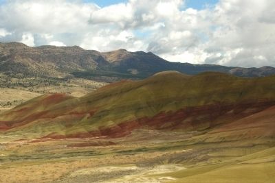View from Painted Hills Overlook Trail image. Click for full size.