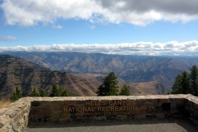Hells Canyon Overlook image. Click for full size.