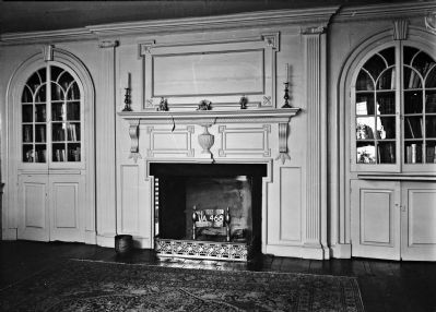 Interior -- 212 South Fairfax, VA-466 image. Click for full size.