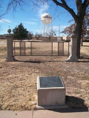 Charles B. Metcalfe Marker and Gate image. Click for full size.