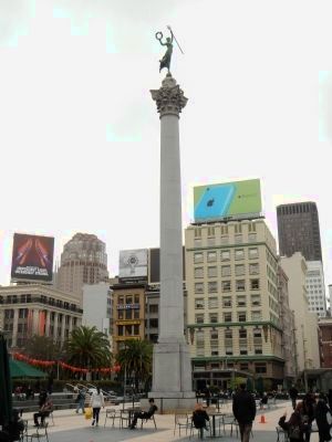 Union Square and the Dewey Monument image. Click for full size.
