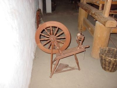 Spinning Wheel image. Click for full size.