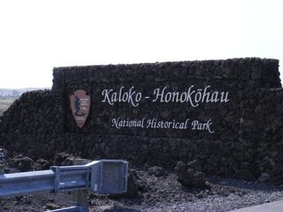 Kaloko-Honokohau-sign at the entrance image. Click for full size.
