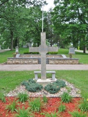Nearby G.A.R. Memorial image. Click for full size.