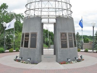 Veterans Memorial Wall of Honor image. Click for full size.